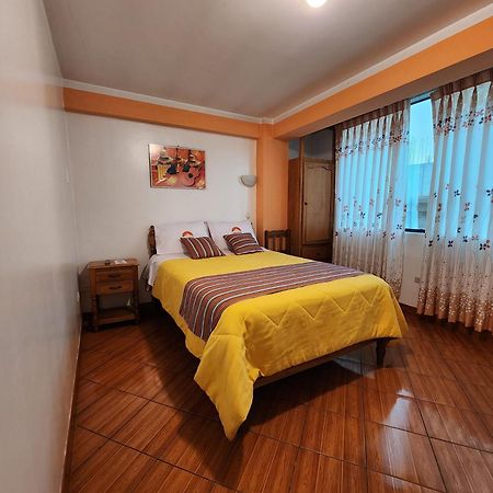 Lhotse Hostel B&B ワラス エクステリア 写真