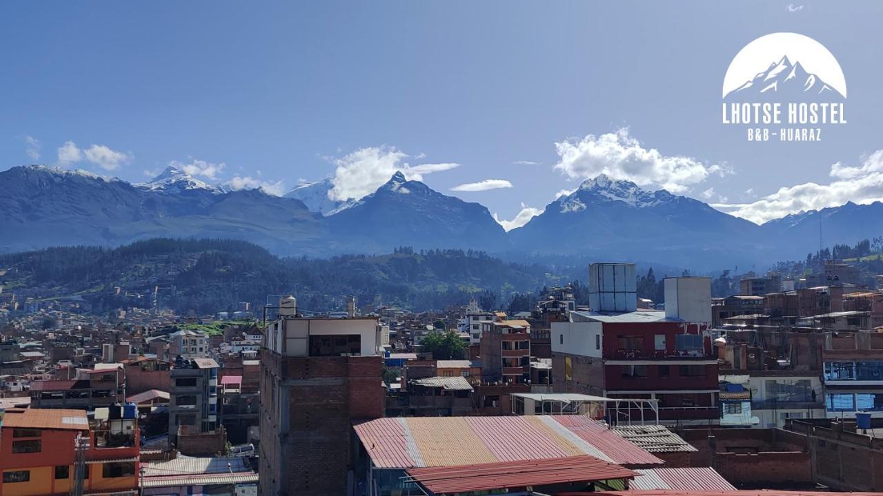 Lhotse Hostel B&B ワラス エクステリア 写真
